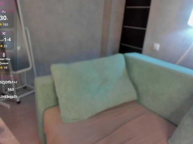 Sky-Kuper live cam on BongaCams
