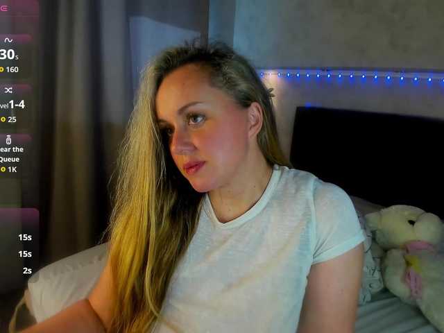 Sky-Kuper live cam on BongaCams
