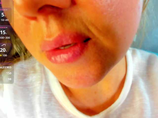 Sky-Kuper live cam on BongaCams