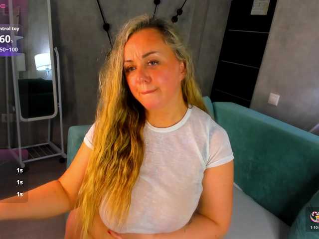 Sky-Kuper live webcam show