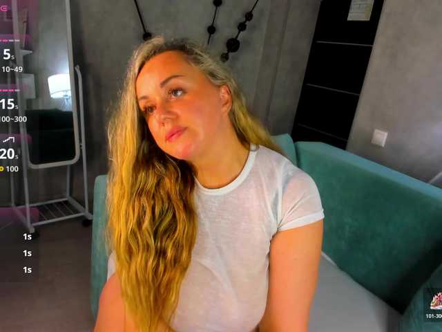 Sky-Kuper live cam on BongaCams