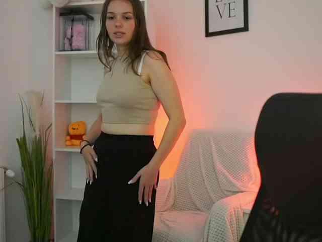 HadeGigi18