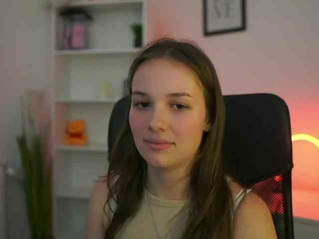HadeGigi18