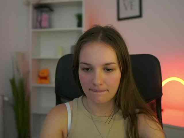HadeGigi18