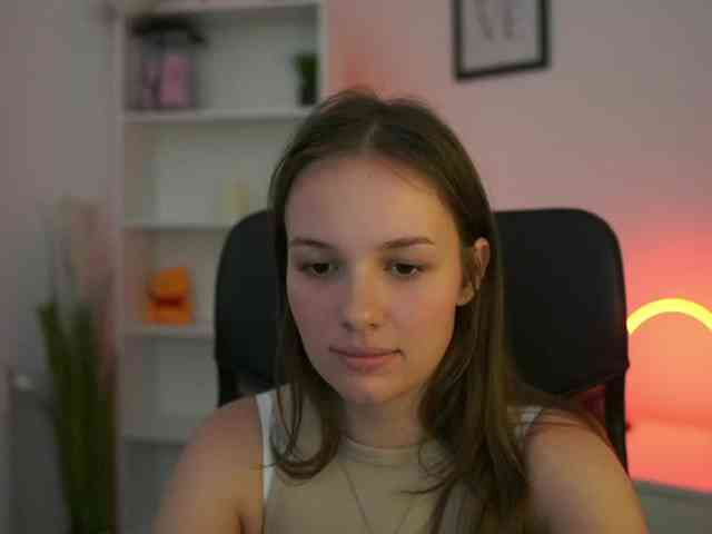 HadeGigi18