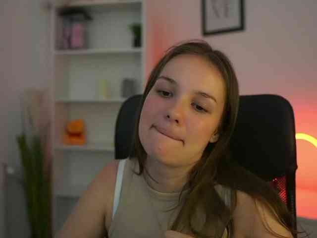 HadeGigi18