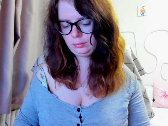 SoniaKitty live cam on BongaCams