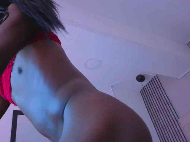 valenrss Live Webcam on BongaCams