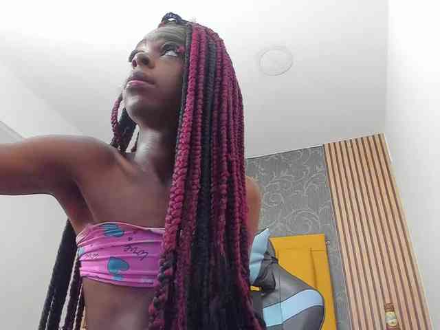 valenrss Live Webcam on BongaCams