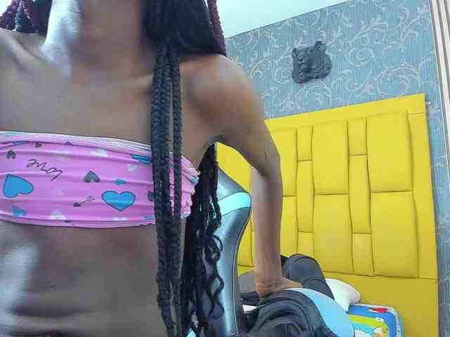valenrss Live Webcam on BongaCams