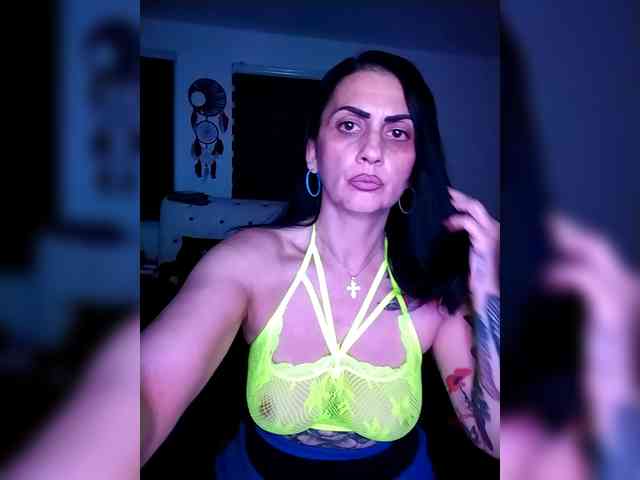 VelvetinkQueen webcam