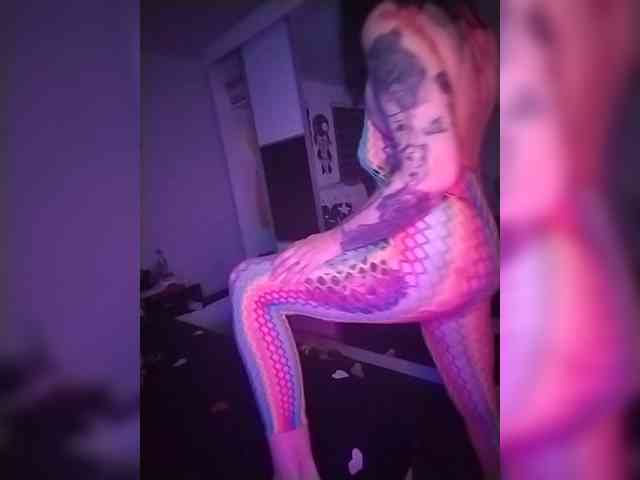 VelvetinkQueen webcam