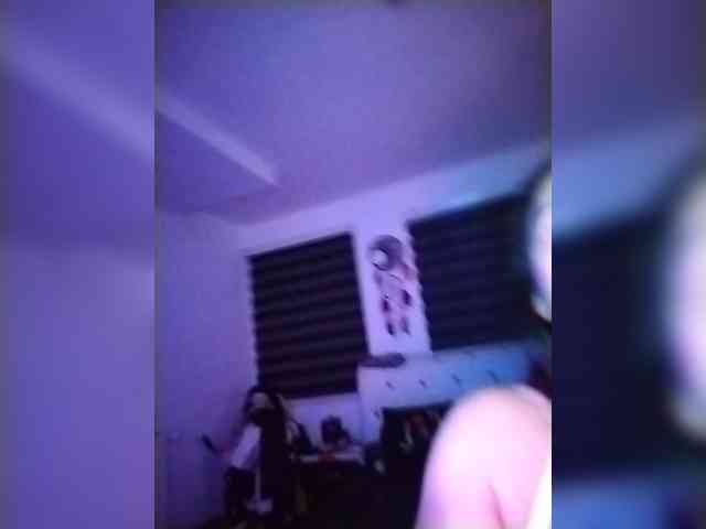 VelvetinkQueen webcam