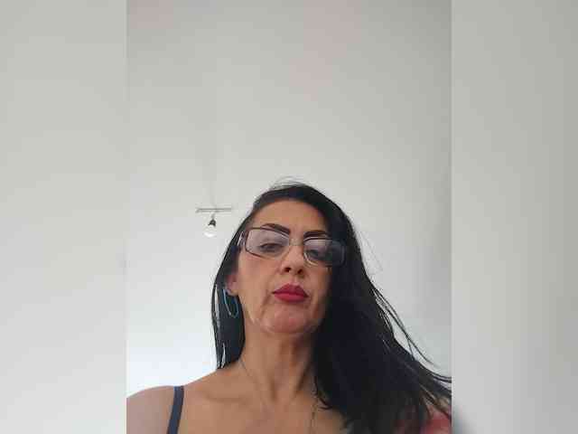 VelvetinkQueen webcam