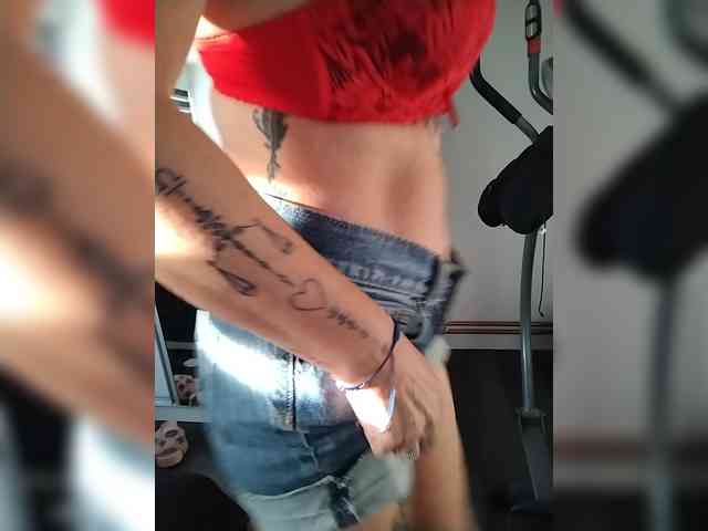 VelvetinkQueen webcam