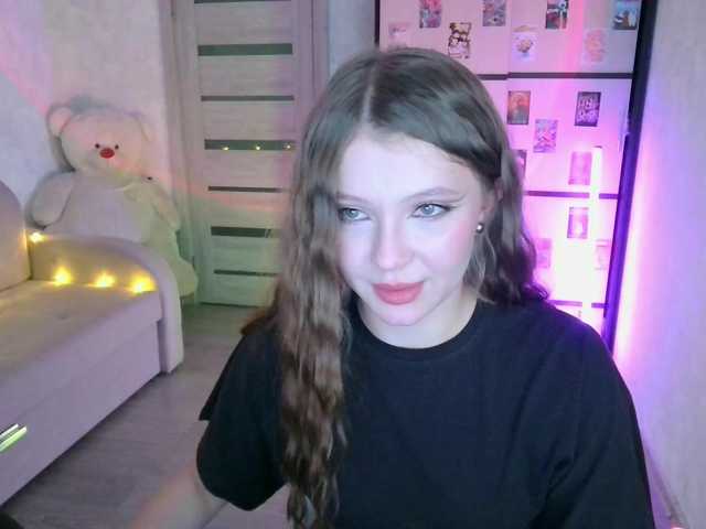 GinnyBlack live cam preview