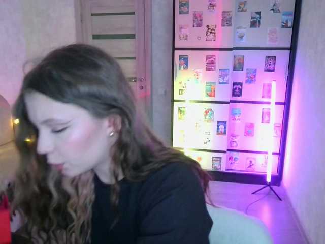 GinnyBlack live cam preview