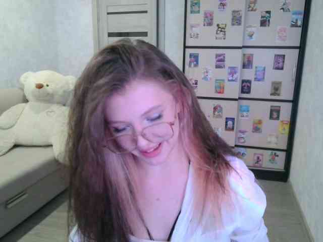 GinnyBlack webcam