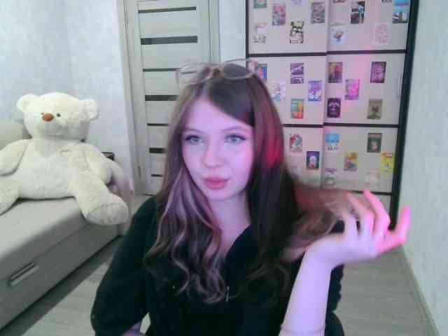 GinnyBlack webcam