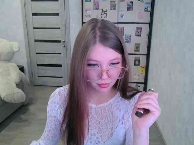 GinnyBlack webcam