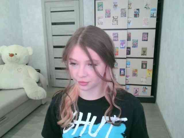 GinnyBlack webcam