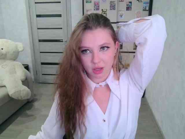 GinnyBlack webcam