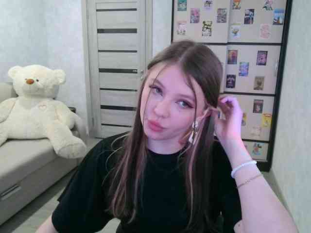 GinnyBlack webcam