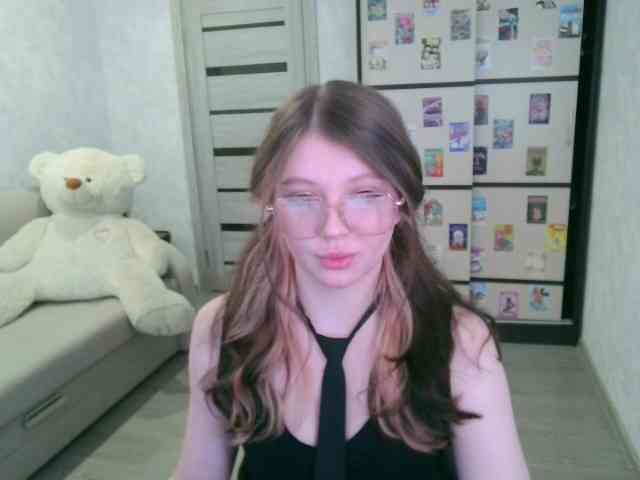 GinnyBlack webcam