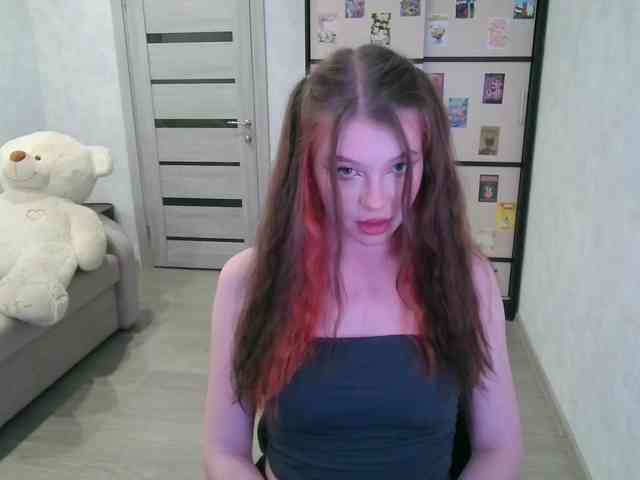 GinnyBlack webcam