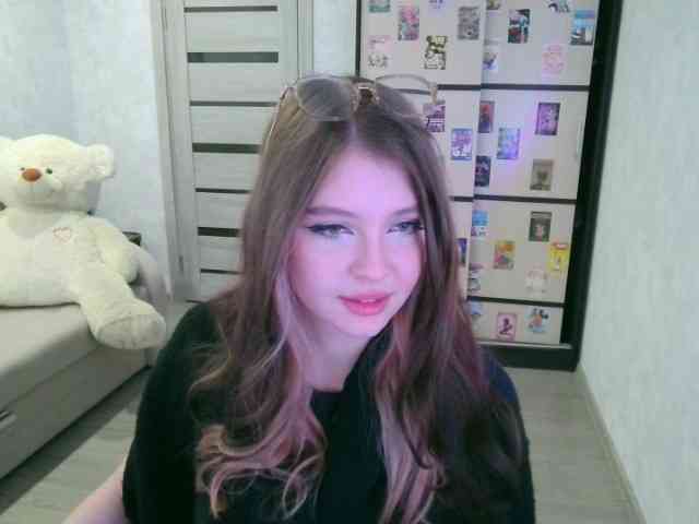 GinnyBlack webcam