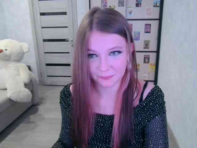 GinnyBlack webcam