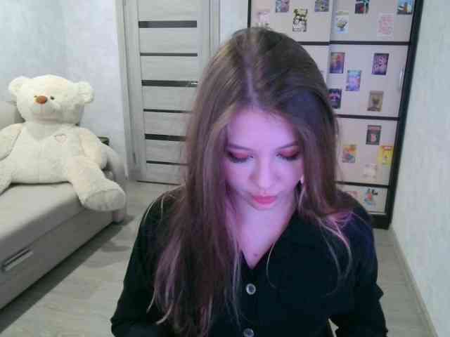 GinnyBlack webcam
