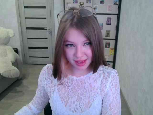 GinnyBlack webcam