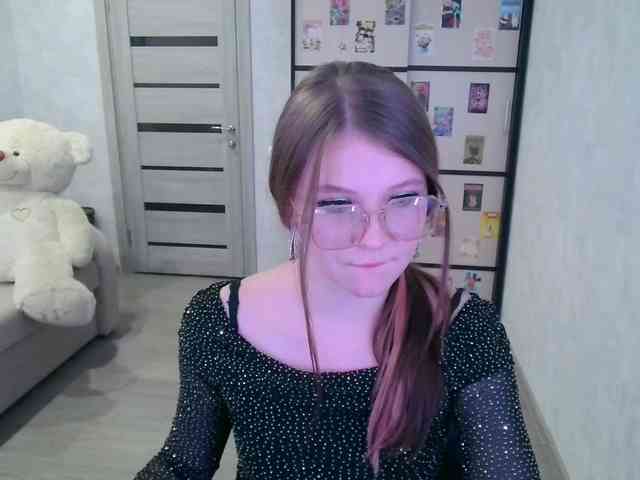 GinnyBlack webcam
