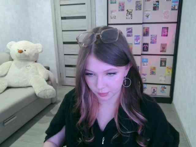 GinnyBlack webcam