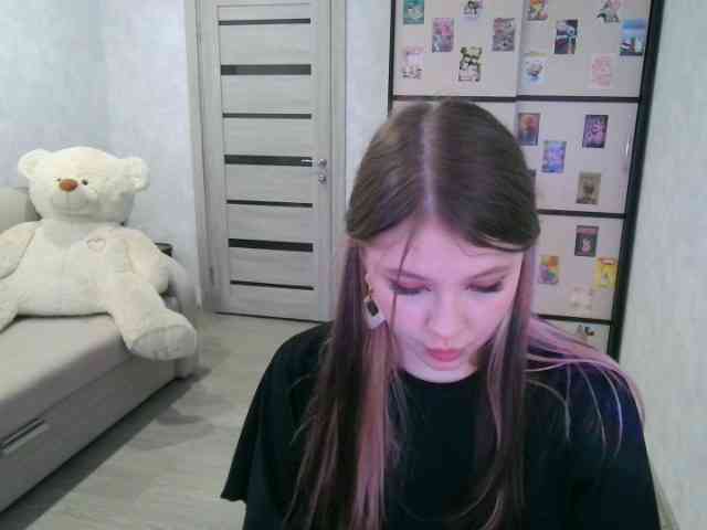 GinnyBlack webcam