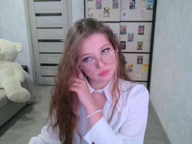 GinnyBlack webcam