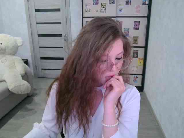 GinnyBlack webcam