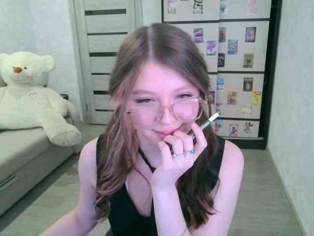 GinnyBlack webcam