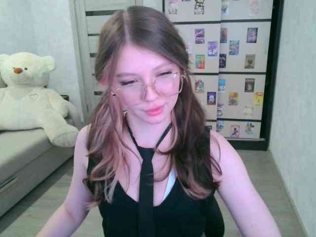 GinnyBlack webcam