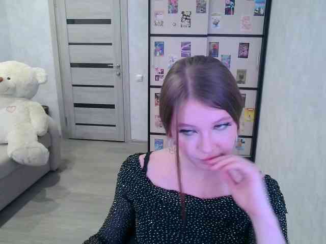 GinnyBlack webcam
