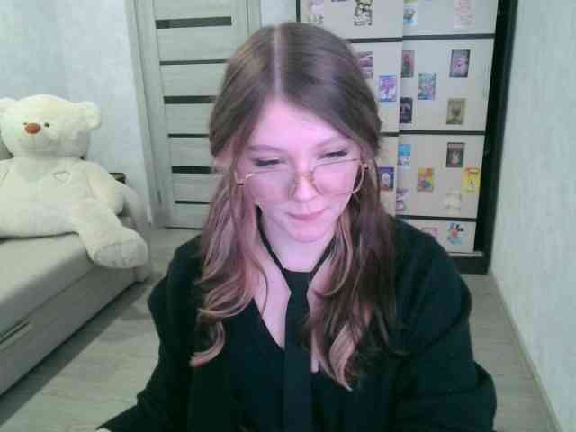 GinnyBlack webcam