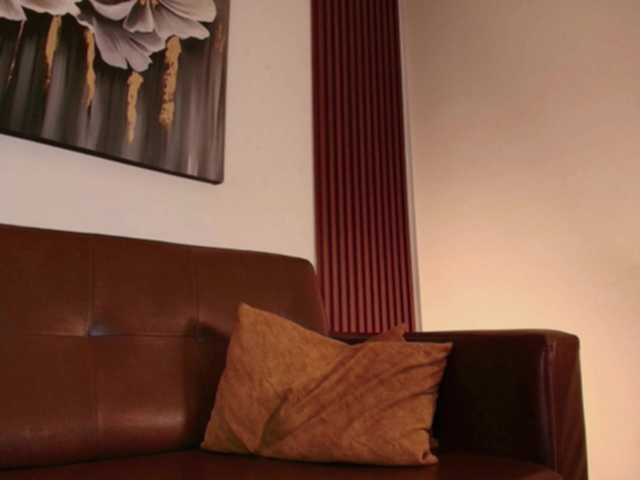 Dulcedeyan live cam on BongaCams
