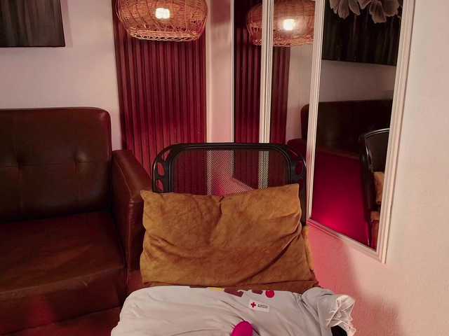 Dulcedeyan live cam on BongaCams