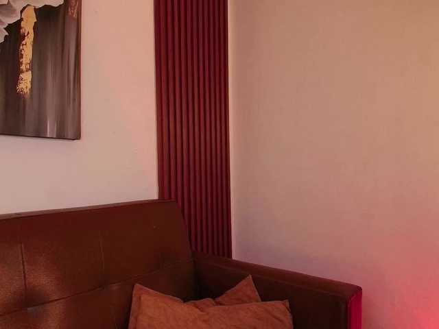 Dulcedeyan live cam on BongaCams