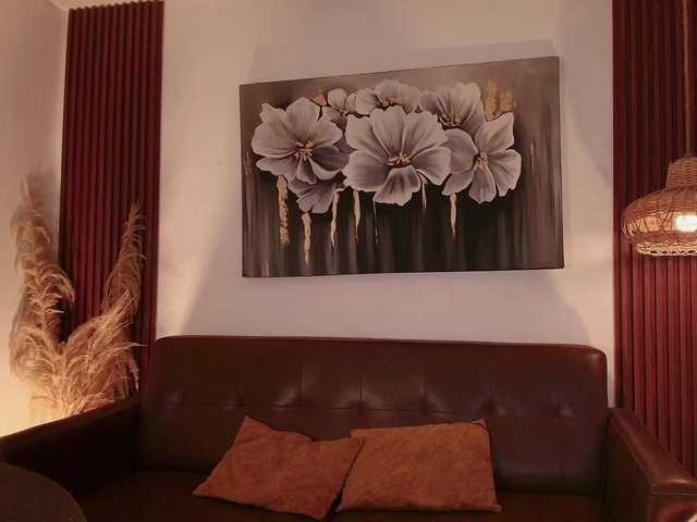 Dulcedeyan live cam on BongaCams