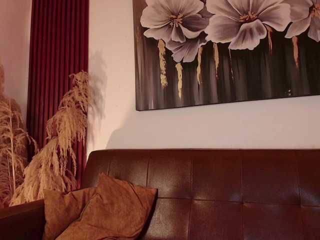 Dulcedeyan live cam on BongaCams