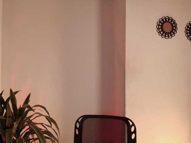 Dulcedeyan live cam preview