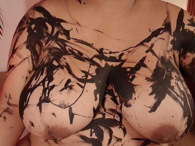 Dulcedeyan live cam on BongaCams