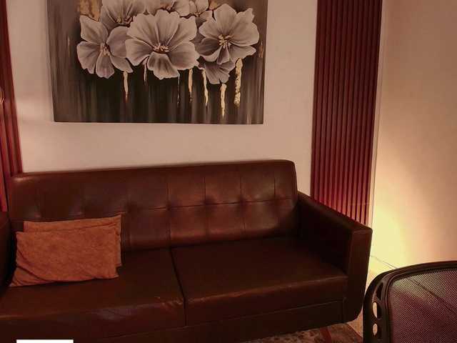 Dulcedeyan live cam on BongaCams